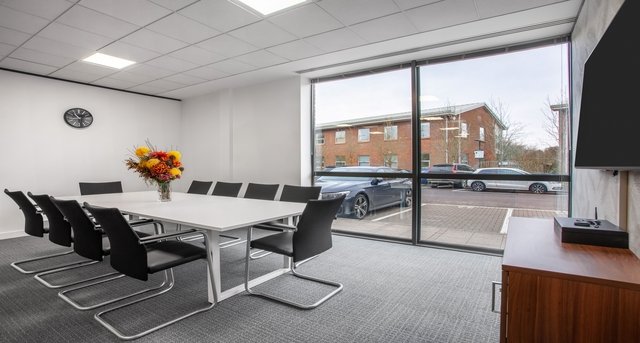 Beacon House, Ibstone Road, High Wycombe, HP14 3FE — office space for rent, photo 7
