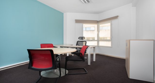 Rent office Berges du Lac 1_3-1