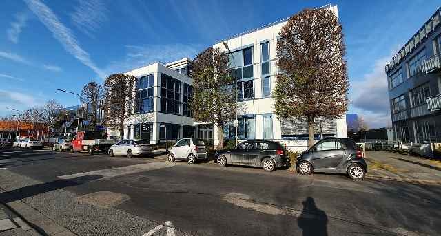 Berner Straße 81, Berner Straße 81, Berner Straße 81 Frankfurt — office space for rent, photo 2