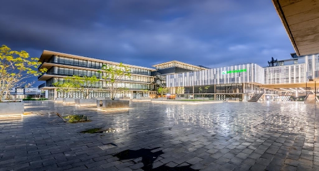 Rent office Block A, Park Square, Centenary Boulevard_2-1