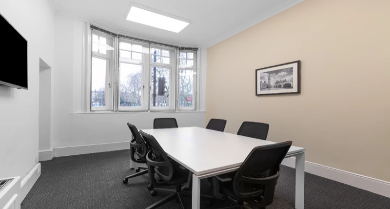 Bloomsbury Square 4, Bloomsbury Square 4, London WC1A 2RP — office space for rent, photo 2