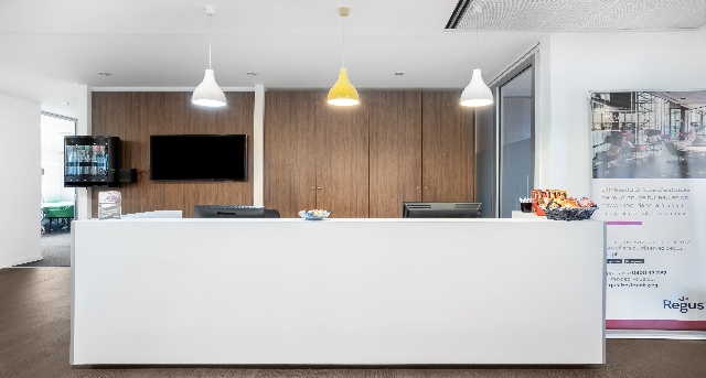 Rent office Boulevard de France 9, Braine-L'Alleud_1-1