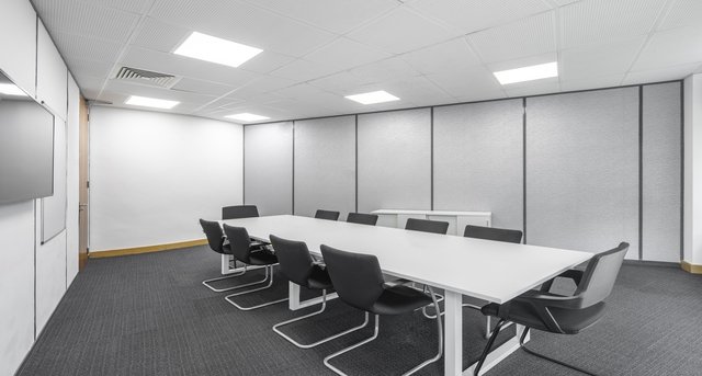Brooklands Business Park, Wellington Way, Weybridge, KT13 0TT — office space for rent, photo 7