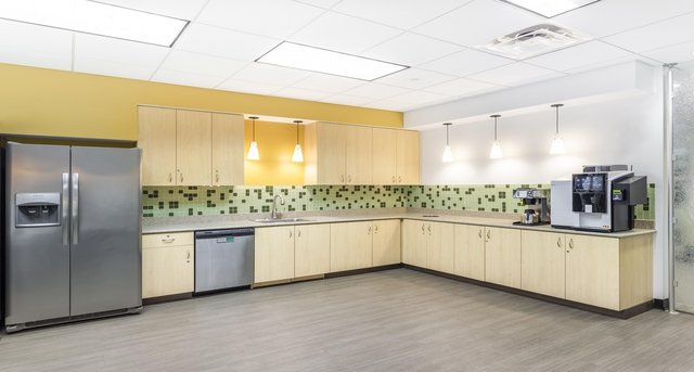 Rent office Calder Plaza_3-1