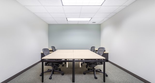 Rent office Calder Plaza_5-1
