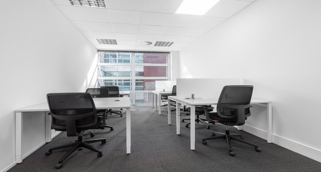 Rent office Castle Court_6-1