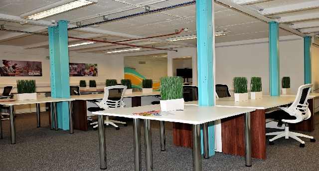 مكتب للايجارCentre Park Road_1-1