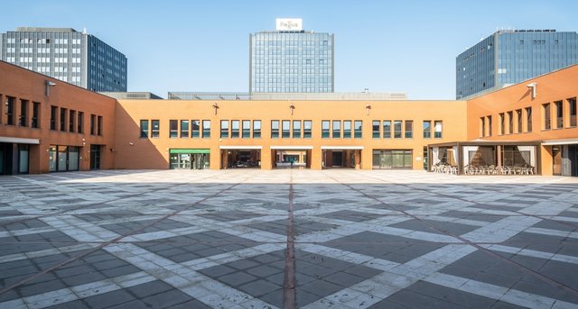 Alquiler oficinas Centro Direzionale La Cittadella_9-1