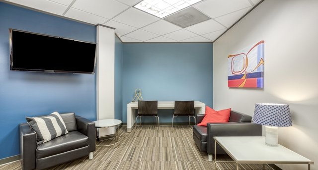 Rent office Commerce Plaza_1-1