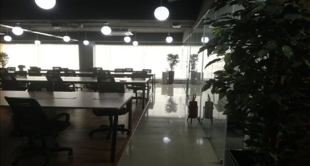 Arrendar Escritório Commercial Complex at SY No. 82, Ibrahim Sahib St, Bengaluru_1-1