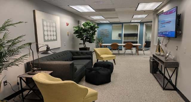Rent office Crestwood Parkway Northwest 3675_1-1