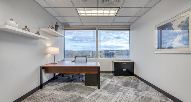 Cнять офис Crossroads Corporate Center_3-1