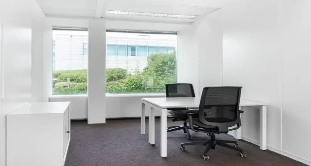 Alquiler oficinas Culliganlaan 5_2-1