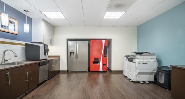 DTC Corporate Center III, 7900 East Union Avenue, Denver, CO 80237 — office space for rent, photo 4