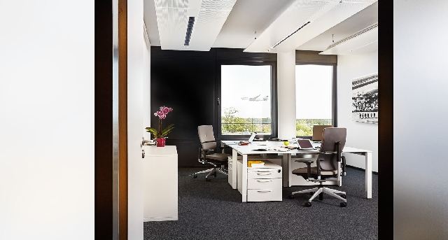 De-Saint-Exupéry-Straße 10, De-Saint-Exupéry-Straße 10, De-Saint-Exupéry-Straße 10 — office space for rent, photo 1