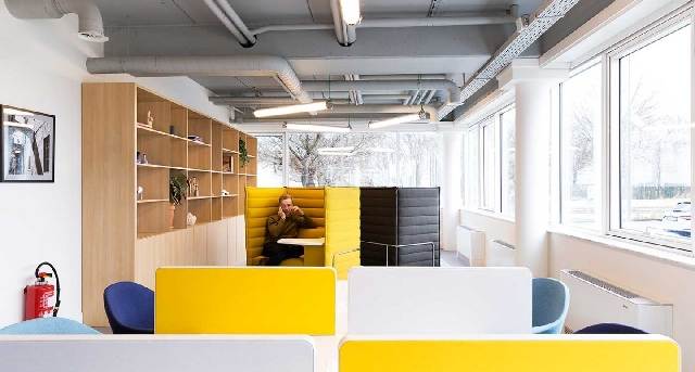 Rent office De Kleetlaan 4_3-1