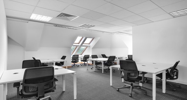 Dorset House, Kingston Road, Leatherhead, Surrey KT22 7PL — office space for rent, photo 1