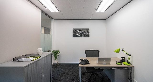 Rent office Durham Street North 287-293_3-1