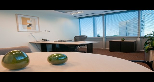 Kantoor te huur Edificio Office Center, Floor 4, Av del Libertador 2442_2-1
