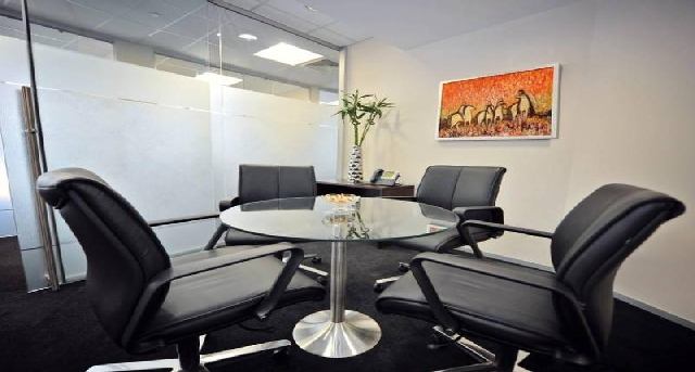 Emirates Towers, Sheikh Zayed Road, Levels 41 & 42, Dubai — office space for rent, photo 5