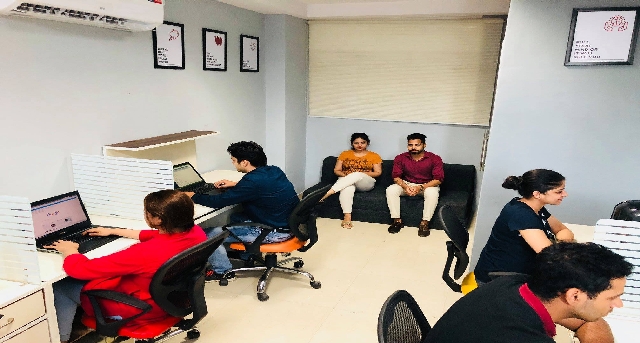Rent office F-195, Ground Floor, Industrial Area, Sector 74, Sahibzada Ajit Singh Nagar_3-1