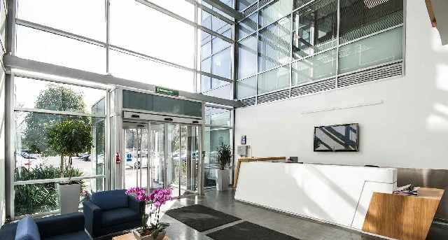 First Point, Buckingham Gate, First Point, Buckingham Gate, Crawley RH6 0NT — office space for rent, photo 8