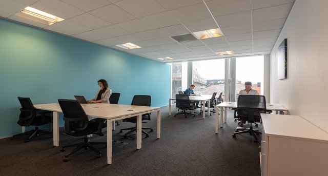 Forbury Square, Forbury Square, Reading, Berkshire RG1 3EU — office space for rent, photo 8