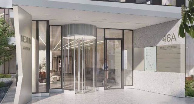 Messe metro — offices nearby