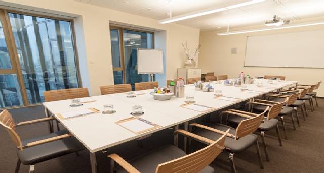Friedrich-Ebert-Anlage, Friedrich-Ebert-Anlage, Friedrich-Ebert-Anlage Tower 185 Frankfurt — office space for rent, photo 12