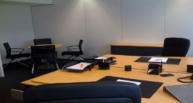 Friedrich-Ebert-Anlage 36, Friedrich-Ebert-Anlage 36, Friedrich-Ebert-Anlage 36 — office space for rent, photo 2