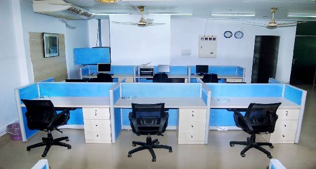 Kiadó irodák Jinghope GCE Co-Work Platform_3-5