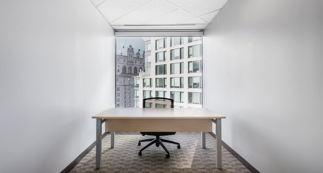 مكتب للايجارHSBC Canada Building_3-1