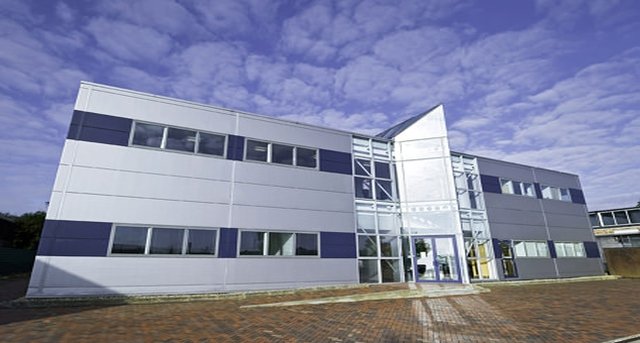 Rent office Innovation House_1