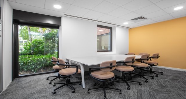 Jubilee House, Third Avenue, Marlow, SL7 1EY — office space for rent, photo 8