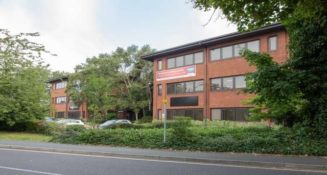 Jubilee House, Third Avenue, Marlow, SL7 1EY — office space for rent, photo 5