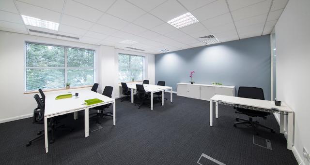 Mazaya Business Avenue BB1, First Al khail Street, Mazaya Business Avenue BB1, Dubai — office space for rent, photo 1