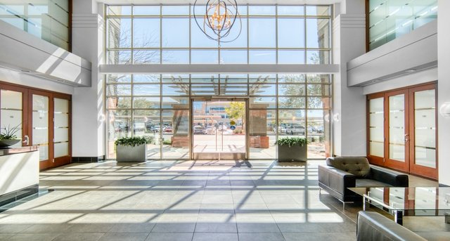 Sewa pejabat Kierland Corporate Center_1-1