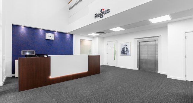 مكتب للايجارKingsmead Business Park_2-1