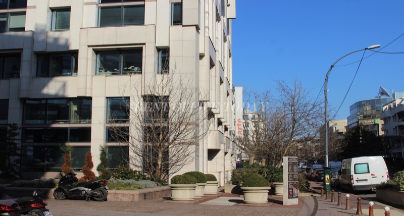 COLISEE MARCEAU, 8 Rue Marceau, 92130 Issy-les-Moulineaux — office space for rent, photo 1