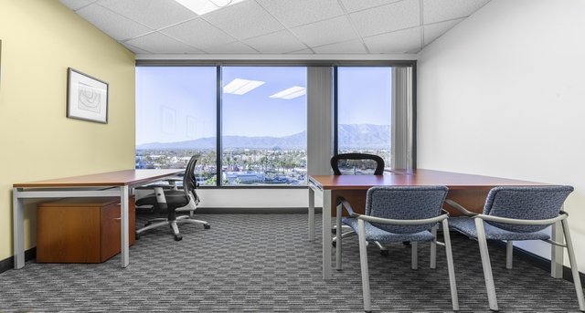 Rent office Lakeshore Center_3-1
