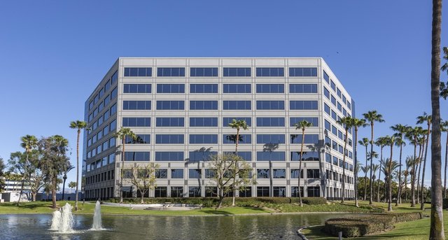 Rent office Lakeshore Center_6-1