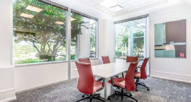 Lenox Road Northeast 3500, Lenox Road Northeast 3500, Atlanta, GA 30326 — office space for rent, photo 3