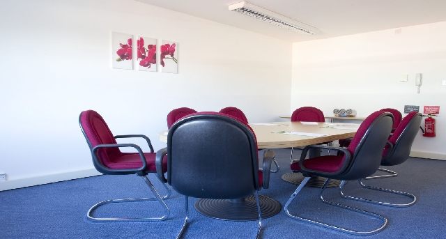 Lincoln Road, Lincoln Road, Cressex Business Park, High Wycombe HP12 3RL — office space for rent, photo 8