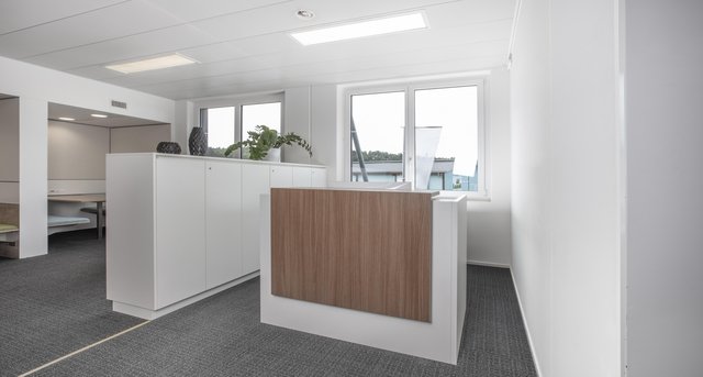 Rent office Lipo Park_2-1