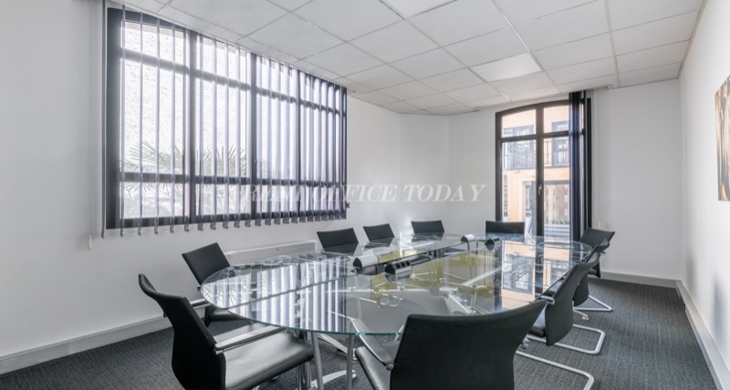 Coworking 28 Rue de l'Amiral Hamelin, 28 Rue de l'Amiral Hamelin, 75116 Paris — office space for rent, photo 2