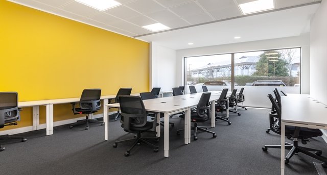 Manor Royal, Churchill Court 3, Crawley, West Sussex RH10 9LU — office space for rent, photo 9