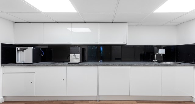 Maple House, High Street, Potters Bar, Hertfordshire EN6 5BS — office space for rent, photo 3