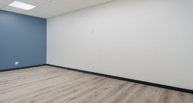 Marsh Lane 2414, Marsh Lane 2414, Dallas, TX 75006 — office space for rent, photo 1