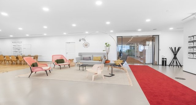 Alquiler oficinas Menara UAC_1-1