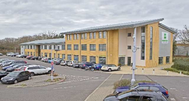 Metcalf Way, Metcalf Way, Crawley, RH11 7XX — office space for rent, photo 9